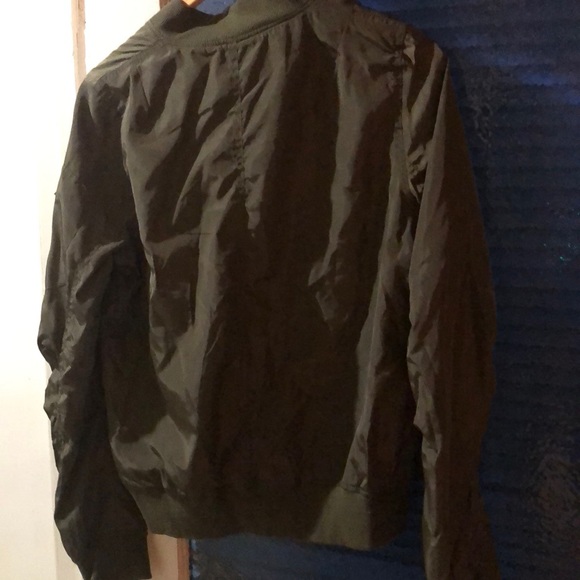 Jacket - Picture 4 of 4